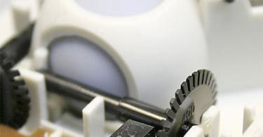 Λαμβάνουμε μια εικόνα από τον οπτικό αισθητήρα ενός ποντικιού υπολογιστή χρησιμοποιώντας τη συσκευή ποντικιού Laser Arduino